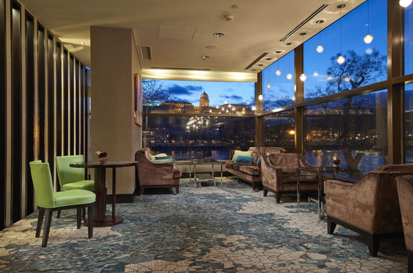 InterContinental Budapest Hotel lounge. InterContinental Budapest Hotel lounge.